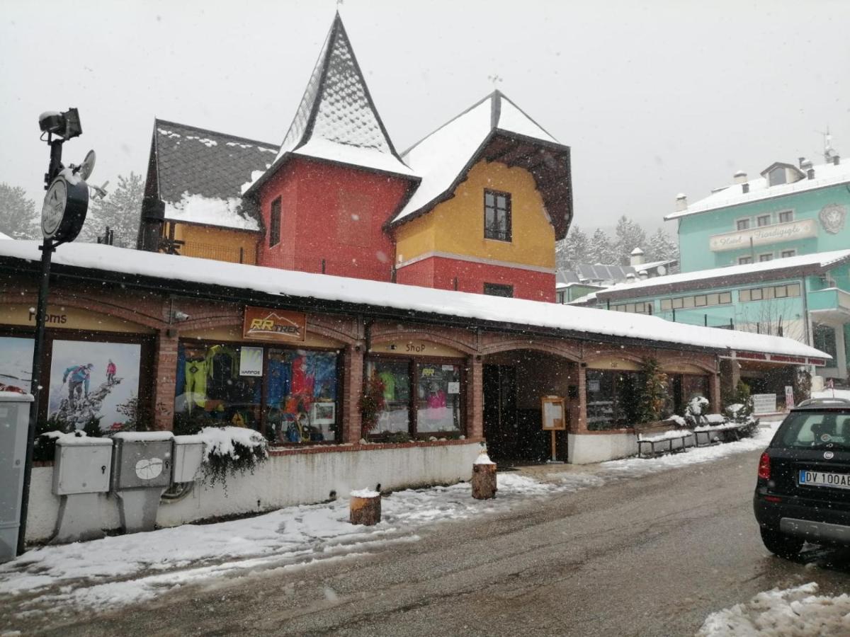 La Villetta Food & Drink Rooms For Rent - No Reception - LʼAquila Zewnętrze zdjęcie