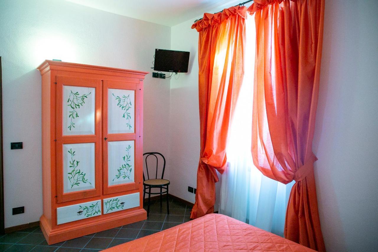La Villetta Food & Drink Rooms For Rent - No Reception - LʼAquila Zewnętrze zdjęcie