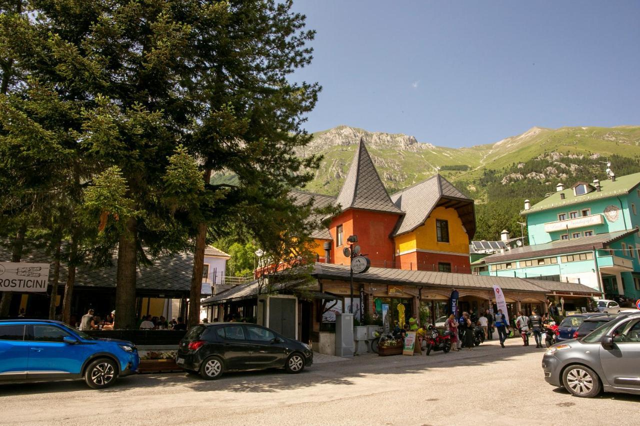 La Villetta Food & Drink Rooms For Rent - No Reception - LʼAquila Zewnętrze zdjęcie