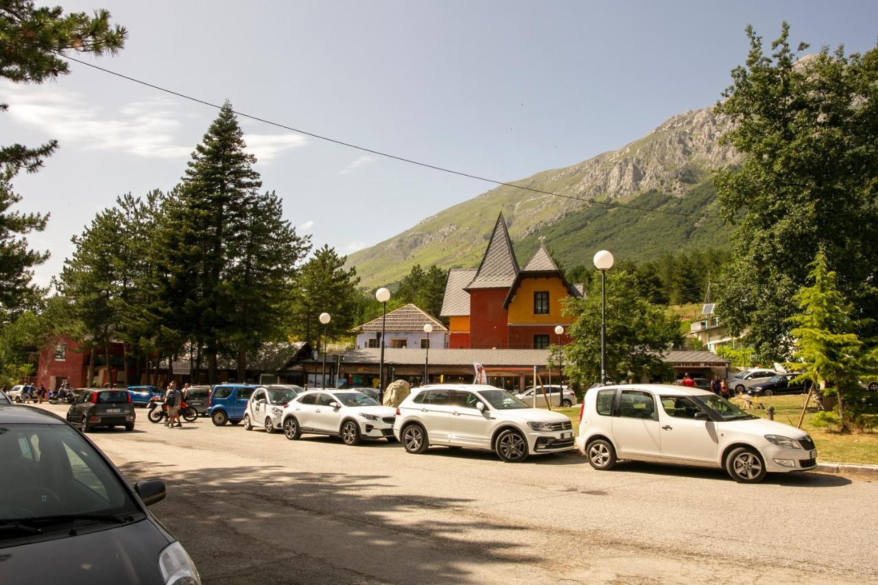 La Villetta Food & Drink Rooms For Rent - No Reception - LʼAquila Zewnętrze zdjęcie