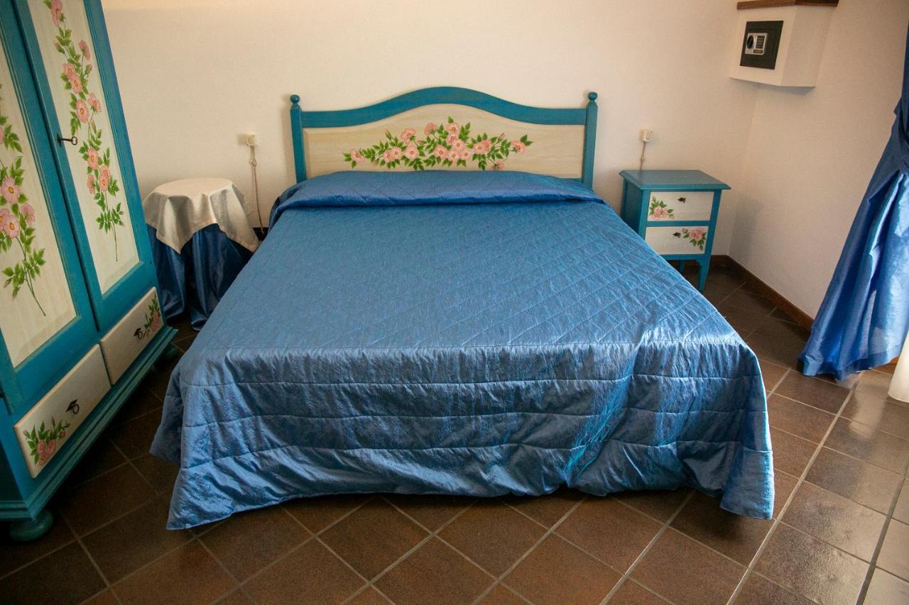 La Villetta Food & Drink Rooms For Rent - No Reception - LʼAquila Zewnętrze zdjęcie