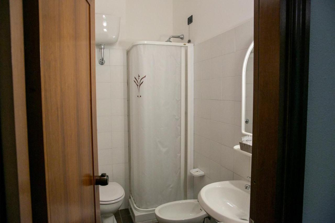 La Villetta Food & Drink Rooms For Rent - No Reception - LʼAquila Zewnętrze zdjęcie