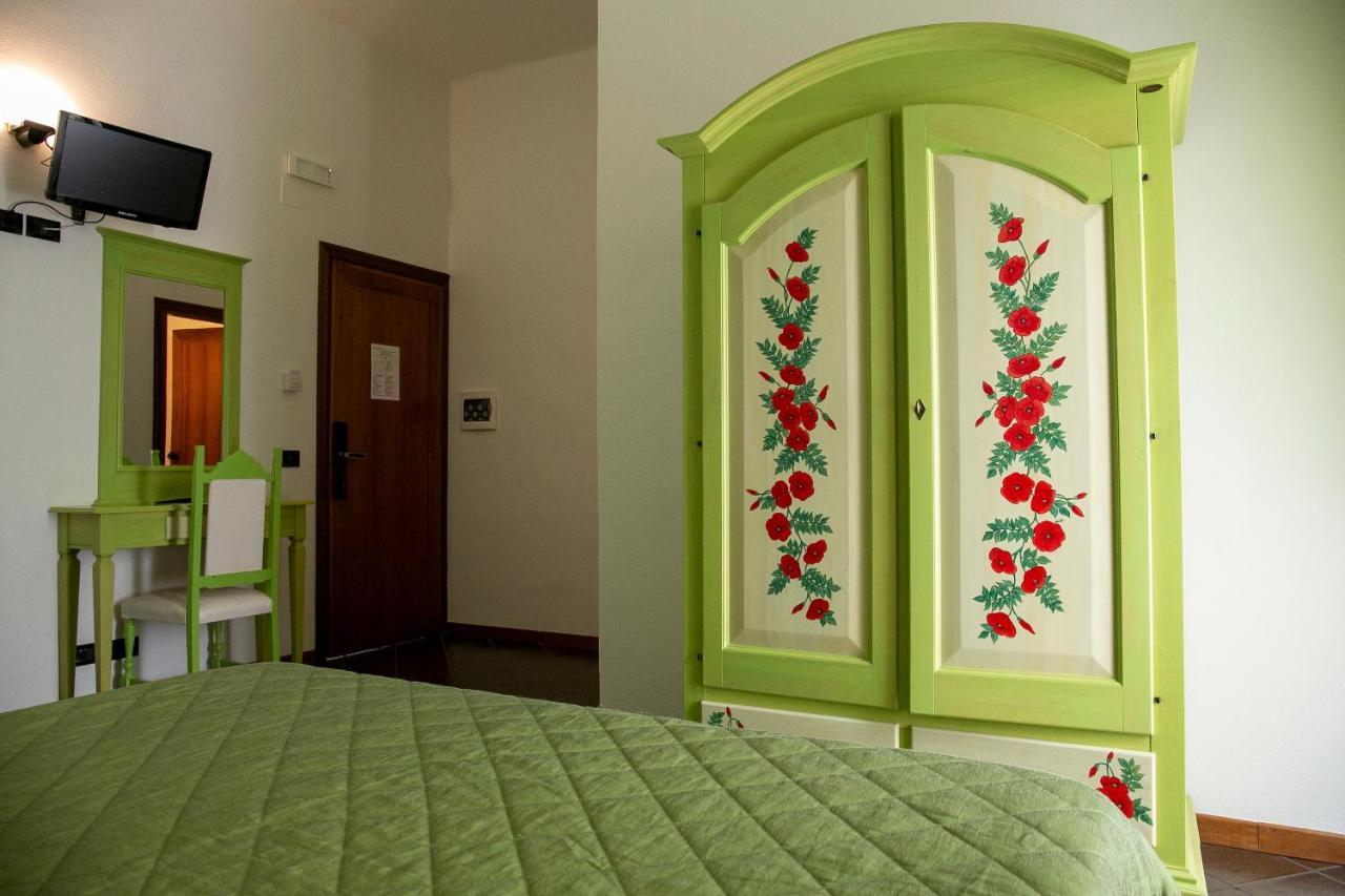 La Villetta Food & Drink Rooms For Rent - No Reception - LʼAquila Zewnętrze zdjęcie