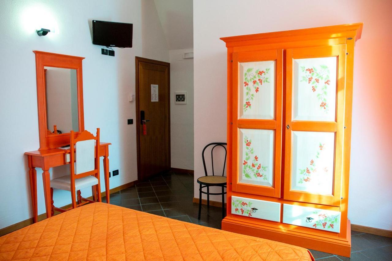 La Villetta Food & Drink Rooms For Rent - No Reception - LʼAquila Zewnętrze zdjęcie