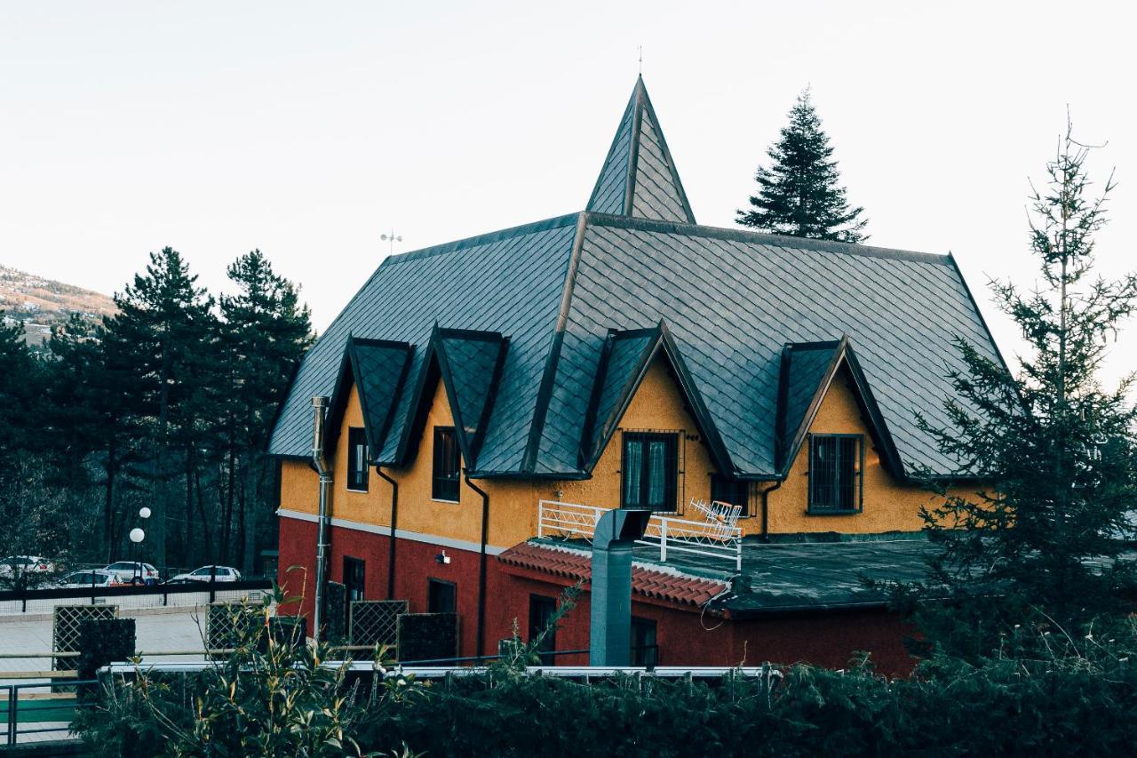 La Villetta Food & Drink Rooms For Rent - No Reception - LʼAquila Zewnętrze zdjęcie